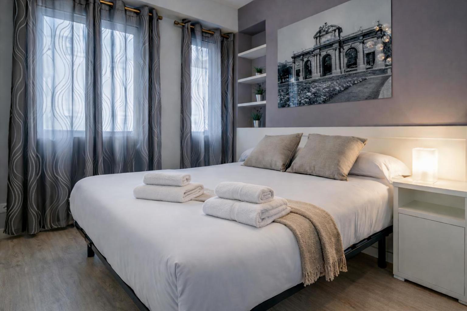 Apartamento Plaza De Castilla II - Urbano Con Estilo Y Funcional — Fotos 3